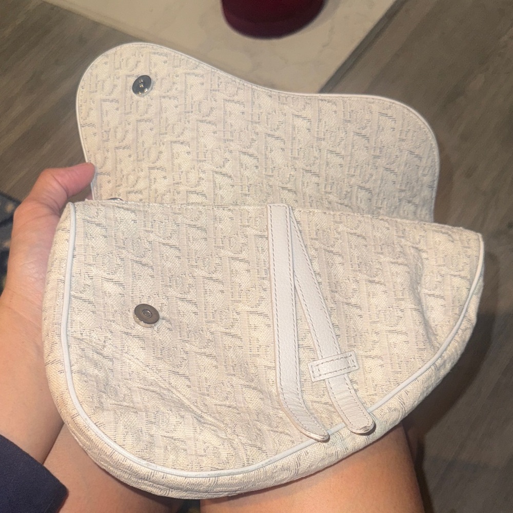 Authentic Dior Cream Men's Bag - Picture 12 of 16
